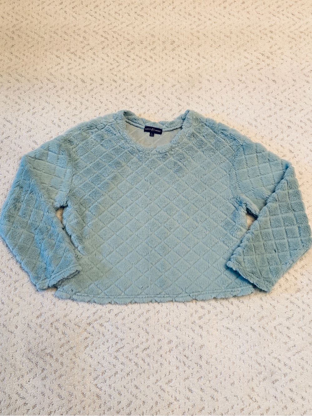 Almost Famous Plush Quilted Sweater Aqua Teal Size L Oversized Crop Coquette